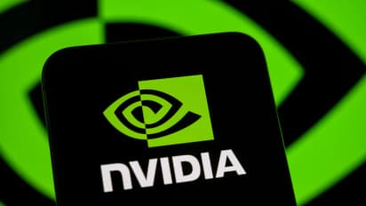 https://stocktwits.com/news-articles/markets/equity/nvda-stock-rises-after-nvidia-says-ai-roadmap-intact-despite-kyber-delay-report/cZm1ke5R7lr