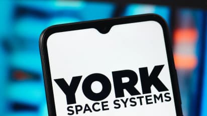 https://stocktwits.com/news-articles/markets/equity/yss-stock-is-falling-despite-space-force-win-goldman-sachs-slashed-its-price-target-by-50-percent/cZYkwOaRJoB