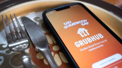 https://stocktwits.com/news-articles/markets/equity/grubhub-agrees-to-pay-7-1-m-to-restaurants-on-false-partnership-advertisement-claims-report/chsU367Rdl4