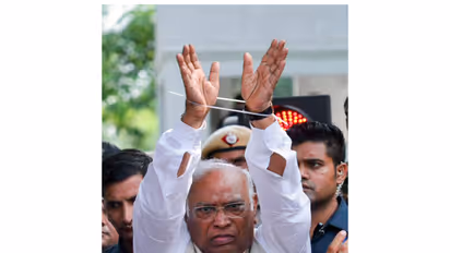 Congress president Mallikarjun Kharge at party's protest at Lok Kalyan Marg (Photo/ANI)