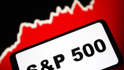 https://stocktwits.com/news-articles/markets/equity/retail-investor-sentiment-plunges-to-16-month-low-survey-shows/cZtH3QuRBEa