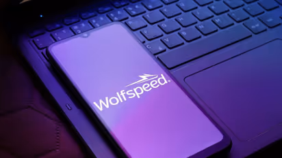 https://stocktwits.com/news-articles/markets/equity/why-wolfspeed-stock-is-plunging-over-17-in-premarket/cLGFpZAR3Dv