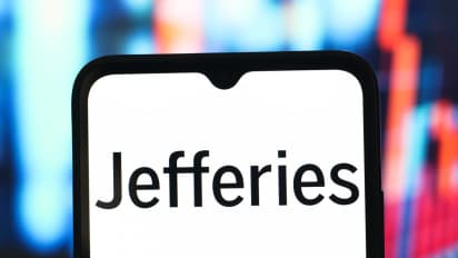 https://stocktwits.com/news-articles/markets/equity/jefferies-ceo-claims-bank-was-defrauded-by-bankrupt-auto-supplier-first-brands-group/ch6sKBzR38y