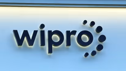 https://stocktwits.com/news-articles/markets/equity/wipro-share-price-crashes-six-percent-after-q4-earnings/chQELlKRbf5