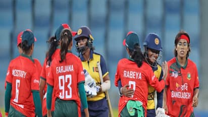Sri Lanka and Bangladesh players after the match. (Photo: ICC website)