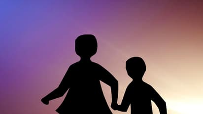 இந்த ராசிக்காரர்கள் உங்கள் உடன் பிறந்தால் நீங்கள் அதிர்ஷ்டசாலிகள்...ஏனெனில் அவர்களின் காதல் எல்லையற்றது!