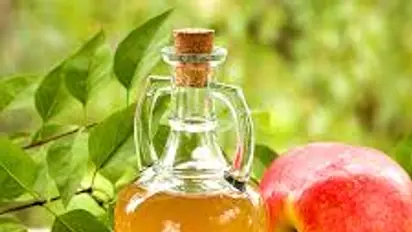 From acne, pimples to exfoliating: Fights skin problems with apple cider vinegar