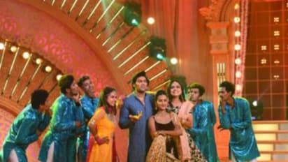 3 பெண்களையும் வெளியேற்ற முடியாது....! அதிரடி முடிவு எடுத்த ஆர்யா...! அதிர்ச்சியில் போட்டியாளர்கள்...!