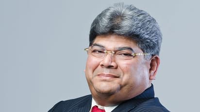 ലാവലിന് കേസില് ഉള്പ്പെട്ട ദിലീപ് രാഹുലന് ദുബായില് മൂന്നു വര്ഷം തടവ്