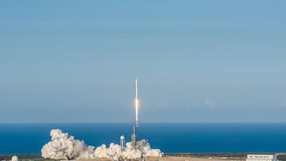 ബഹിരാകാശ ദൗത്യങ്ങളുടെ ചിലവ് കുറയ്ക്കുന്ന റോക്കറ്റ് പരീക്ഷണം വിജയം