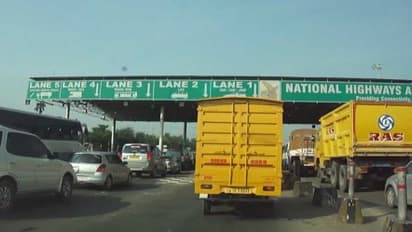 வதந்தியை நம்ப வேண்டாம்...! டோல்கெட்டில் காத்திருந்தாலும் கட்டணம் கட்டாயம்...!