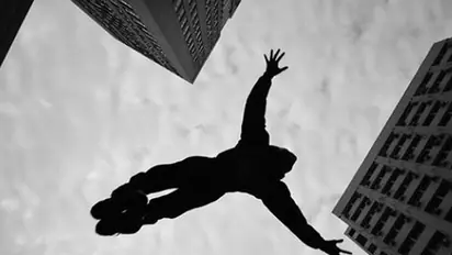 திடீரென வந்த போன் கால்..! அதிர்ச்சியில் பெண் என்ஜினீயர் செய்த பகீர் செயல்..!