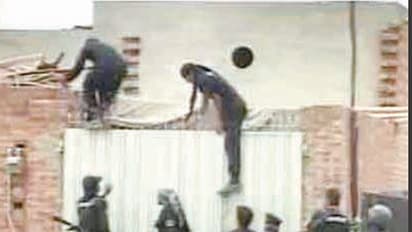 ಹಿಂದೂ ಮನೆಗಳ ಮೇಲೆ ಪಾಕಿಸ್ತಾನಿ ಪೊಲೀಸರಿಂದ ದಾಳಿ?