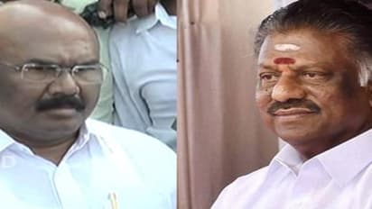 ஒபிஎஸ் இடமிருந்த நிதித்துறை, ஜெயக்குமார் வசம் ஒப்படைப்பு.......