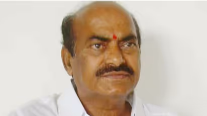 రేవంత్, లోకేష్ పాదయాత్రలతో లాభం లేదు: జేసీ దివాకర్ రెడ్డి సంచలనం