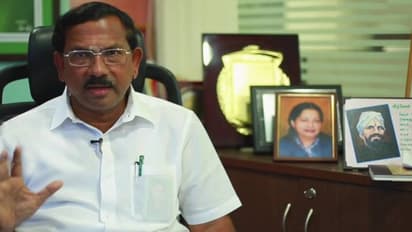 "சசிகலா அணி பணத்தின் மூலம் அனைத்தையும் பெற நினைக்கிறது" - மாபா பாண்டியராஜன் காட்டம்