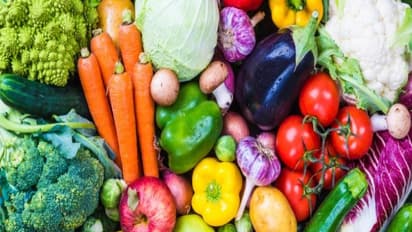 காற்கறி, பழங்களில் இருக்கும் பூச்சிக்கொல்லி இரசாயங்களை முற்றிலும் நீக்கு இதோ சூப்பரான வழி...