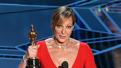 Allison Janney wins Oscar for Best Actress in a Supporting Role