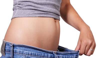 வயிற்றில் உள்ள கொழுப்பை கறைக்க விக்ஸ் பயன்படுத்தலாம்..ஆனால், ஒரு கண்டிசன்...