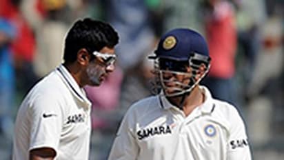 Watch: This is why Dhoni fans are angry with Ashwin