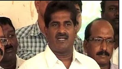 అది కేసీఆర్ బినామీ కంపెనీ... దానిపైనే ఐటీ దాడులు...: టిడిపి ఎమ్మెల్సీ అశోక్ బాబు