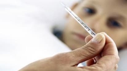 জ্বরের মধ্যে কী খাবেন! রোগ প্রতিরোধ করতে রইল ঘরোয়া দাওয়াই