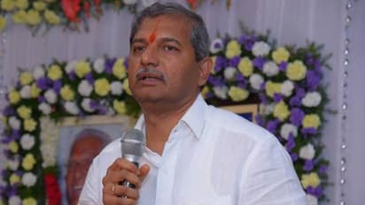 నా పౌరసత్వంపై పిచ్చిపిచ్చి కూతలు కూస్తున్న వారికి....: టీఆర్ఎస్ ఎమ్మెల్యే చెన్నమనేని ఫైర్