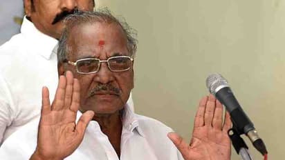 அதிமுக அவைத்தலைவர் மதுசூதனன் உடல்நிலை கவலைக்கிடம்.. வென்டிலேட்டர் உதவியுடன் தீவிர சிகிச்சை..!