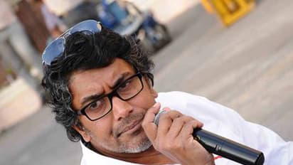 മഞ്ജുവിന് പിന്തുണ നല്കിയതോടെ ആക്രമണം തുടങ്ങി; മഞ്ജു തന്നെ പിന്തുണച്ച് സംസാരിക്കണം: ശ്രീകുമാര് മേനോന്