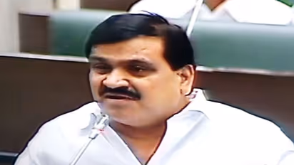 ఎమ్మెల్సీ మహేందర్ రెడ్డికి షాక్: ఎస్ఐని తిట్టారని 'పట్నం'పై మరో కేసు