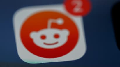 Reddit Stock Pulls Back From Record Highs After Tencent Cuts Stake Yet Again: Retail Turns Apprehensive