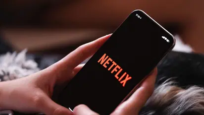 Netflix Hits Fresh Peak After Analysts Downplay Livestream Issues: Retail Takes A Breather