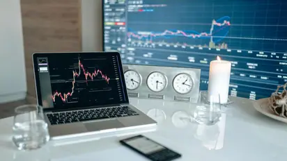 10 Tech and Communication Stocks With High Short Interest That Are On Retail's Radar