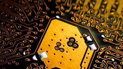 Top Semiconductor Stocks Driving Retail Chatter Premarket: HIMX, ON, ATOM, MRVL, CSIQ