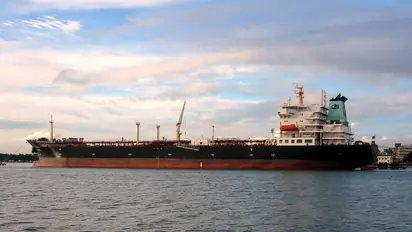 Frontline Stock Slides After Q3 Earnings Miss: Retail Sentiment Sours