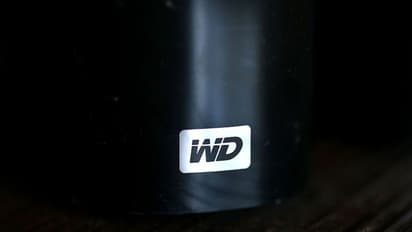 Western Digital Stock Falls After CEO Flags Flash Pricing Headwinds: Retail Mood Stays Cautious