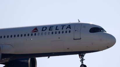Delta Air Lines Stock Rockets After CEO Ed Bastian Projects 2025 As Best Ever Financial Year: Retail Sentiment Flies To Year-High