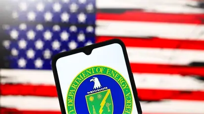 Hyliion Holdings Stock Surges After $6M DOE Grant: Retail Sentiment Brightens