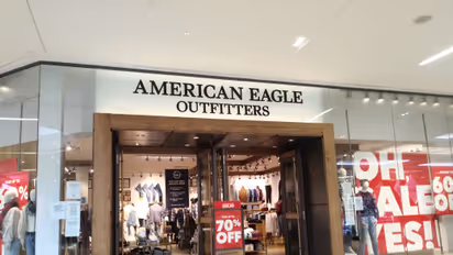 American Eagle Outfitters Stock Rises Ahead of Q3 Earnings: Retail’s Optimistic