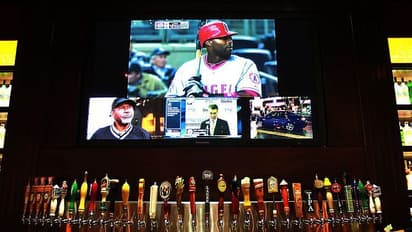 BJ’s Restaurants Stock Slips On Analyst Downgrade: Retail’s On The Sidelines