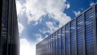 Marvell Technology Hits Record High Ahead Of Q3 Earnings On AWS Partnership Boost: Retail Eyes More Upside