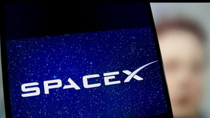 Momentus Stock Rockets On Contract With SpaceX To Join Upcoming Transporter Rideshare Mission: Retail Gets On Board