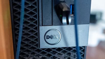 Dell Poised To Extend Gains As Analyst Names Stock Top Hardware Pick For 2025: Retail Cheers New AI PC Offerings