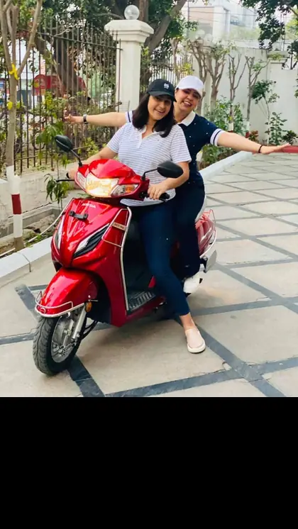 श्वेता ने  फेसबुक पर पेज बनाया 'me and ayaana'