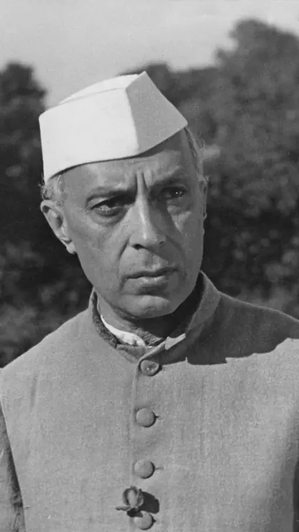 जवाहर लाल नेहरू का विवादों से नाता