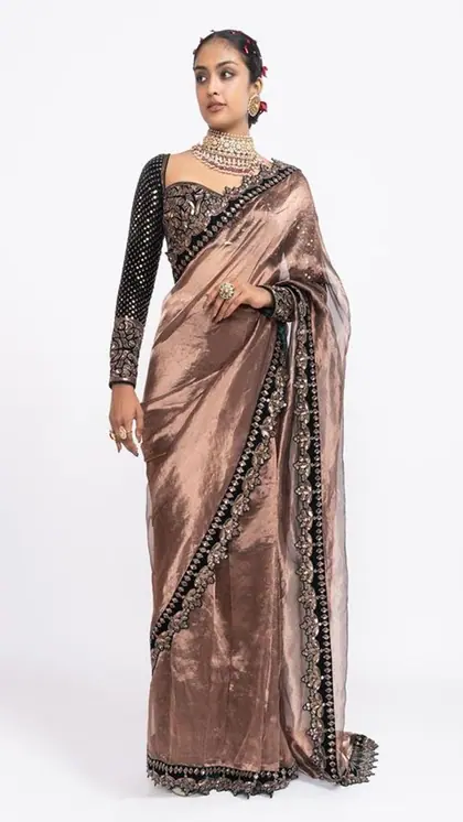 टिशू वेलवेट साड़ी