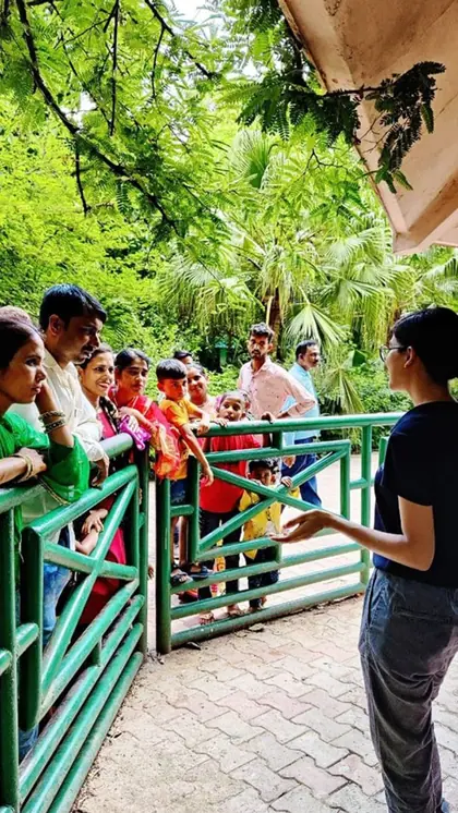 Giving lessons in Lucknow Zoo