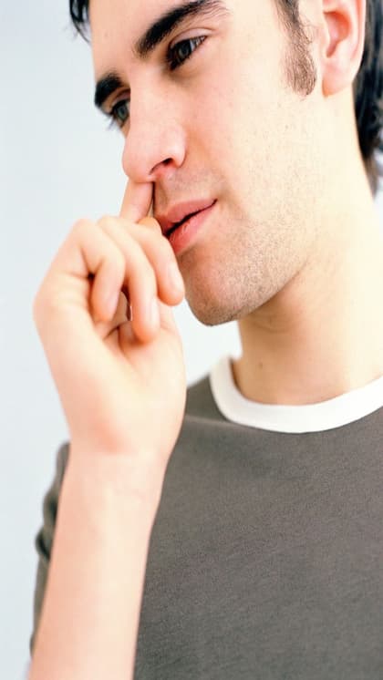 आप भी डालते हैं नाक में उंगली? सुधार लें आदत नहीं तो होगा नुकसान !