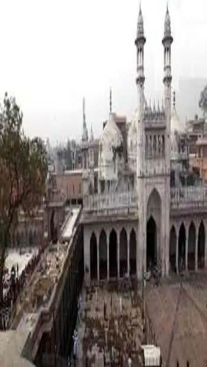 ज्ञानवापी केस में मुस्लिम पक्ष को SC से झटका