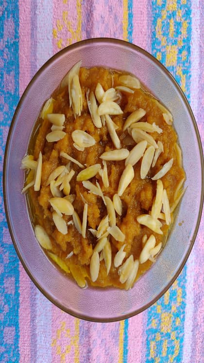 कैसे बनाएं गुड़ का हलवा ?